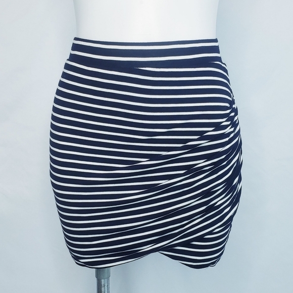 Lovers + Friends Dresses & Skirts - Lovers + Friends Voyage Mini Skirt Navy White Stripe Cotton Blend